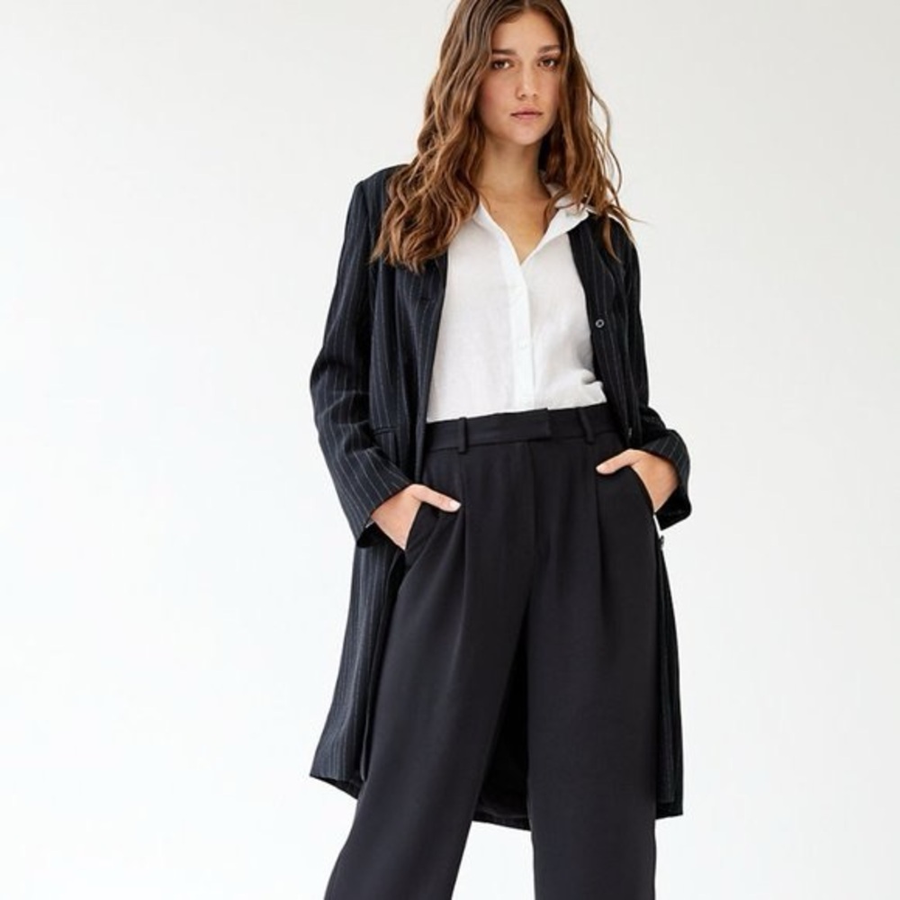 Aritzia Babaton NWT Trent Blazer Coat Jacket Stripped Indigo Size 0